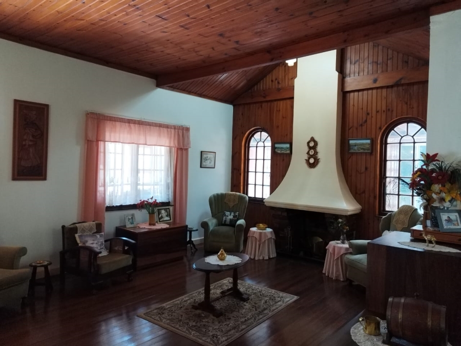 3 Bedroom Property for Sale in Sunnyridge Eastern Cape